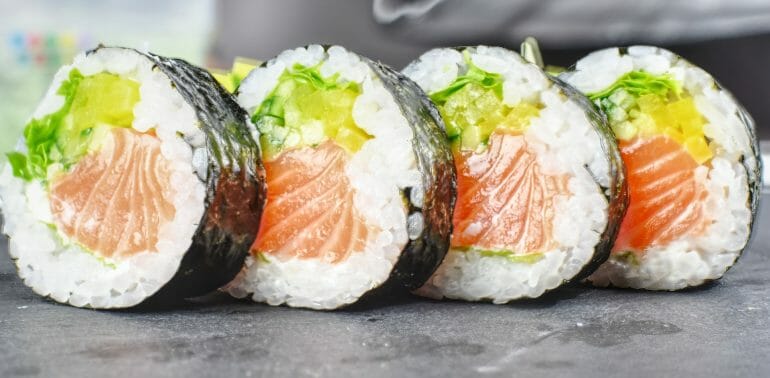 can vegans eat sushi
