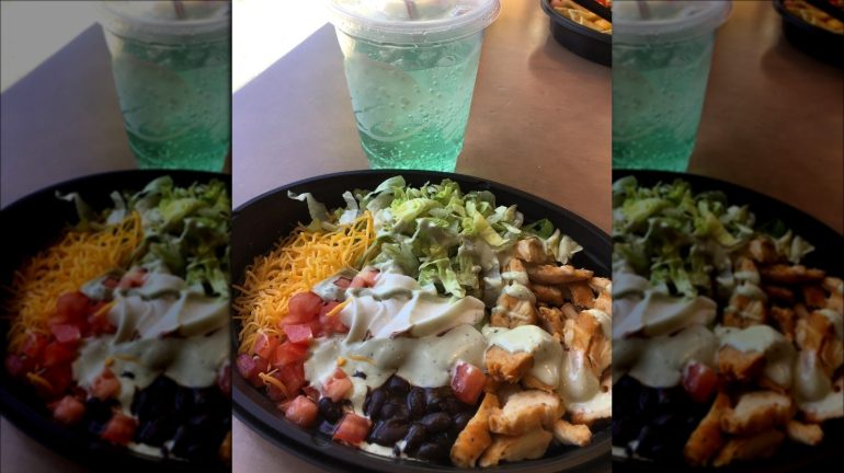 how many calories in a taco bell power bowl
