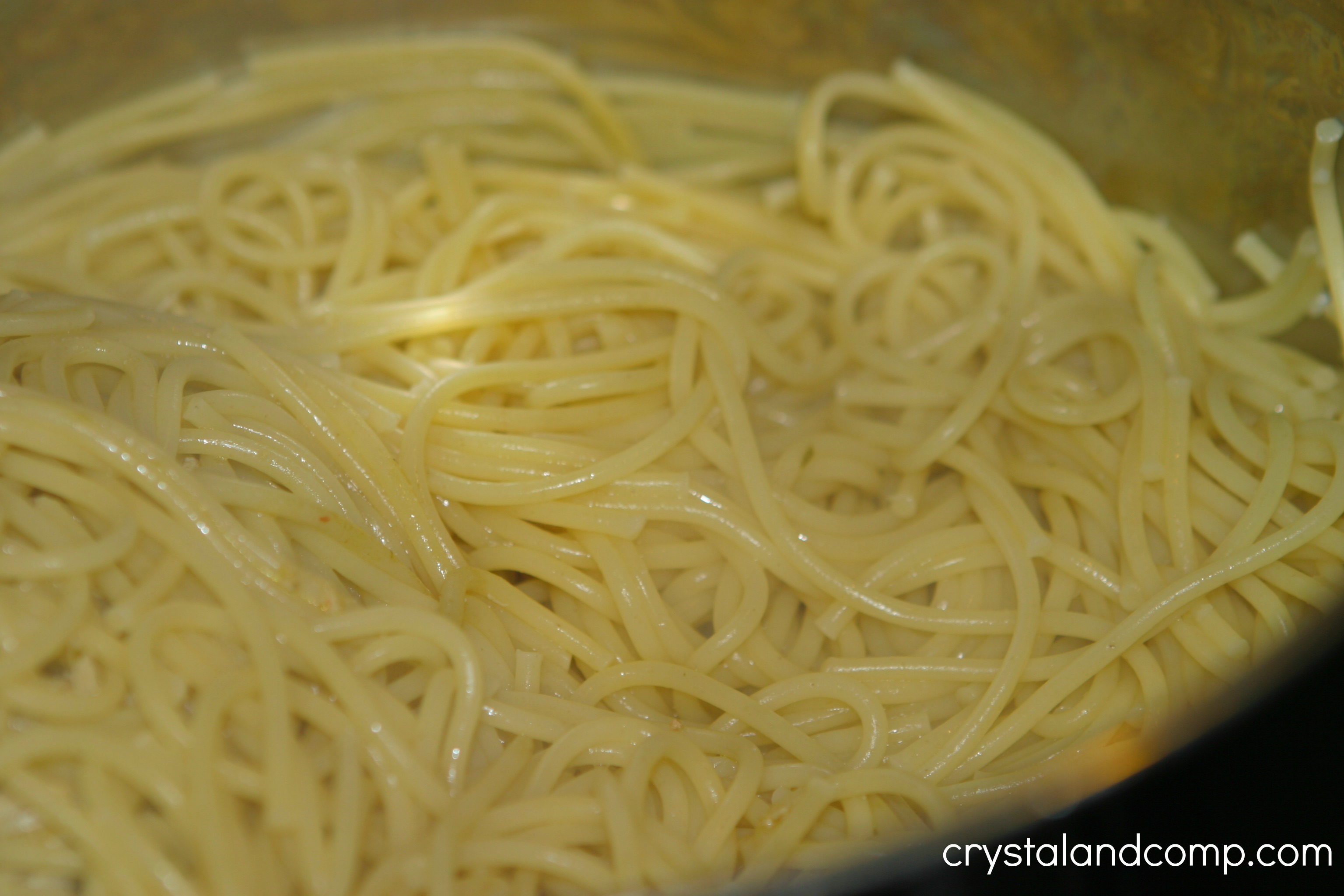 how much spaghetti noodles for 1 pound of meat