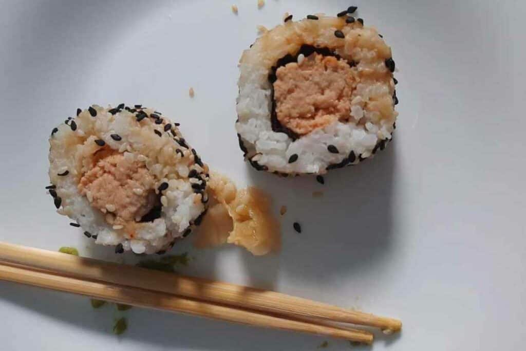 how to keep sushi fresh overnight
