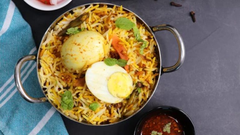 how to make egg biryani
