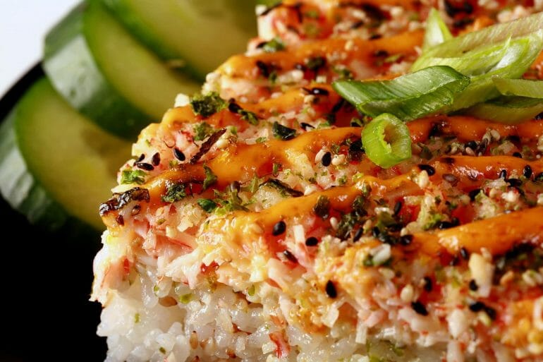 how to make sushi bake salmon
