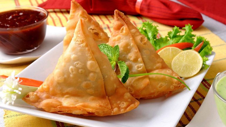 what's in a vegetable samosa